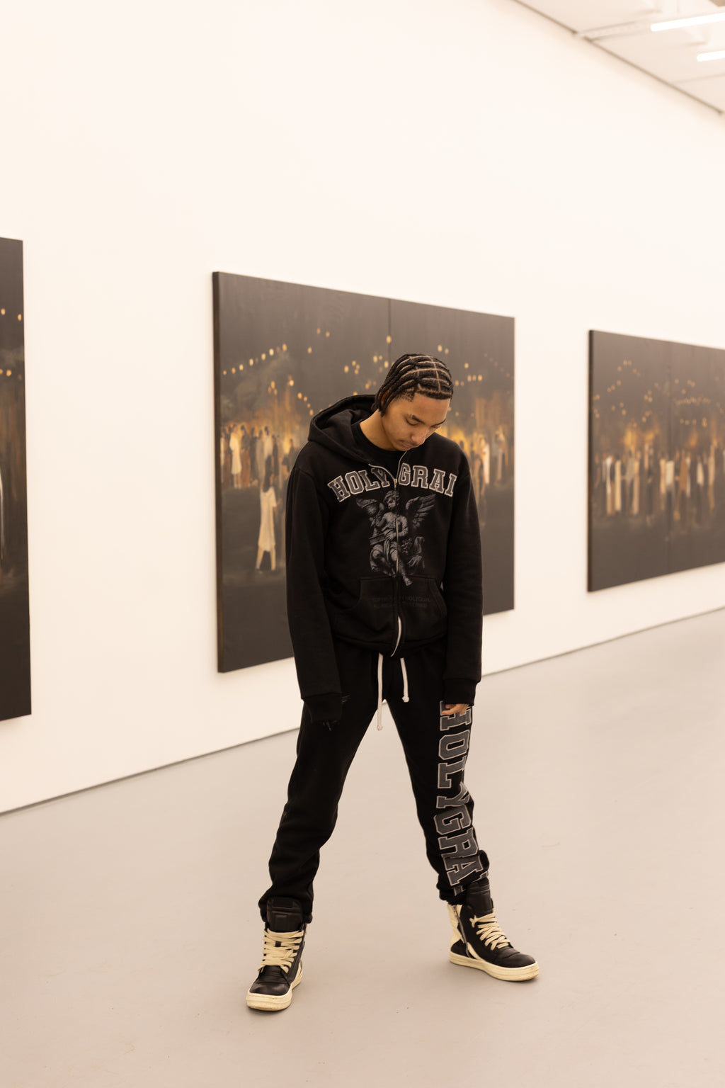HOLYGRAIL HOODIE BLACK AND GREY